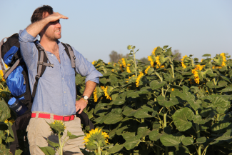 Timothy  Irvine headshot