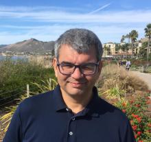 Aashish Mehta headshot